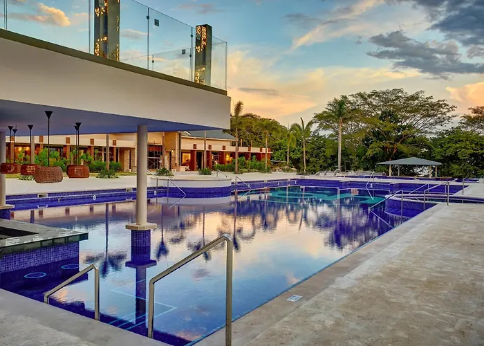 Planet Hollywood Costa Rica By Royalton, An Autograph Collection 5* Culebra