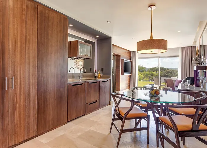 Planet Hollywood Costa Rica By Royalton, An Autograph Collection
